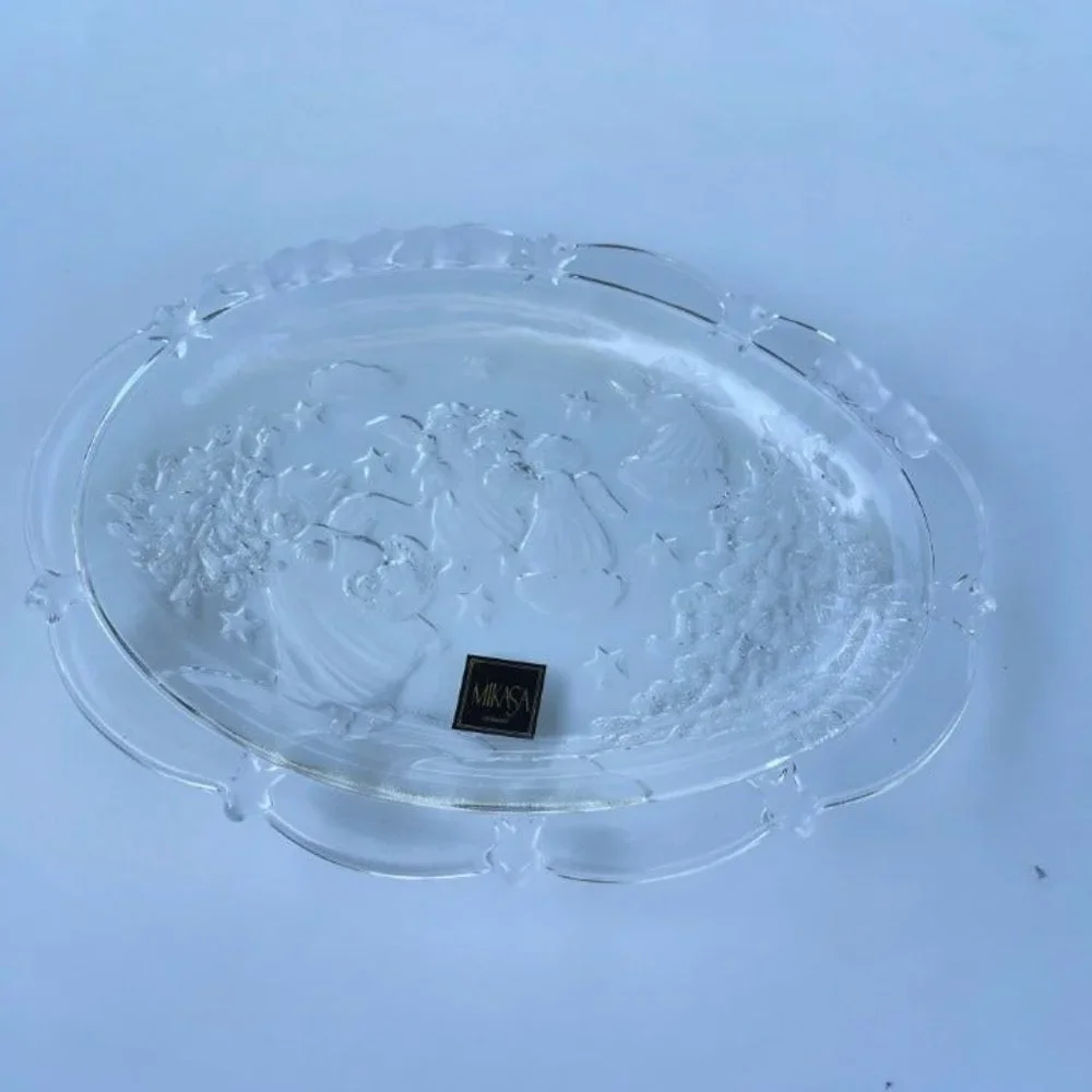 Mikasa Vintage Small Oval Crystal Candy Dish With Angels Design 9.2x7.0in‎